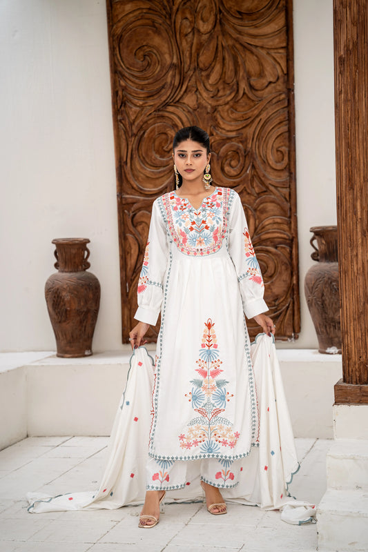 ELEGANT WHITE 3 PIECE SUITS