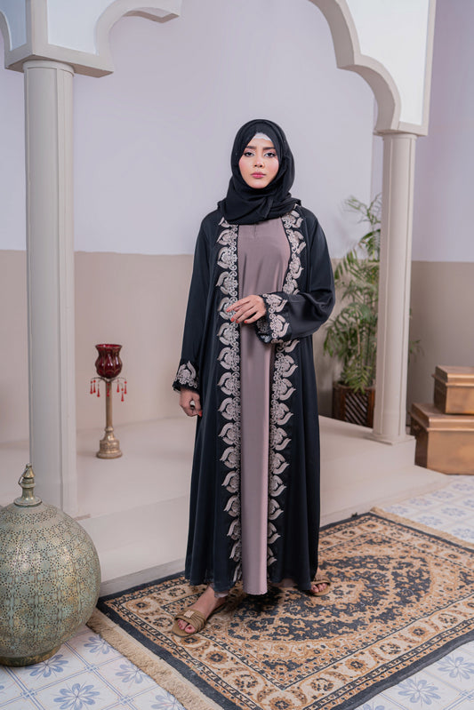 Rimsha  Embroidered Abaya