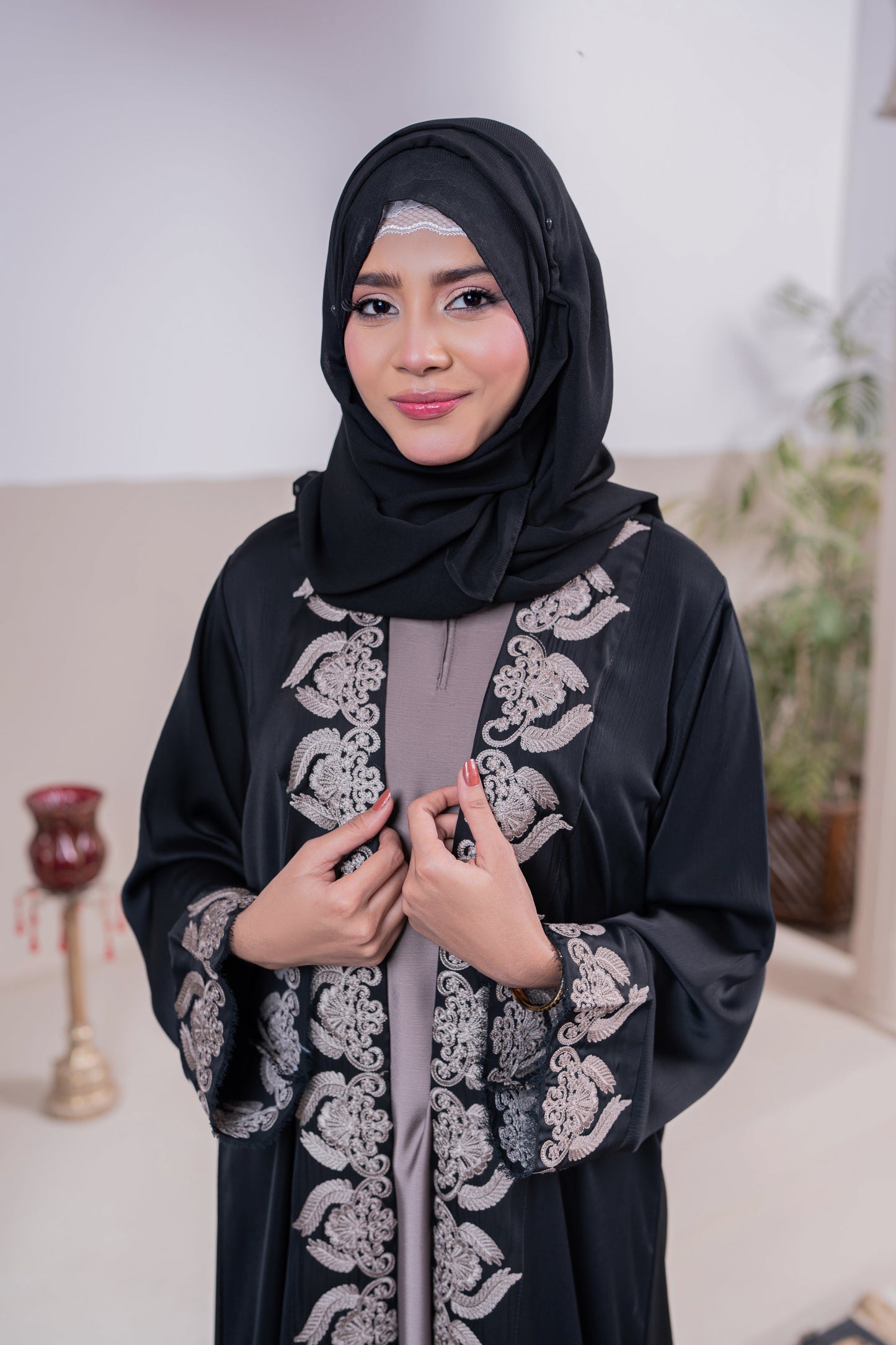 Rimsha  Embroidered Abaya