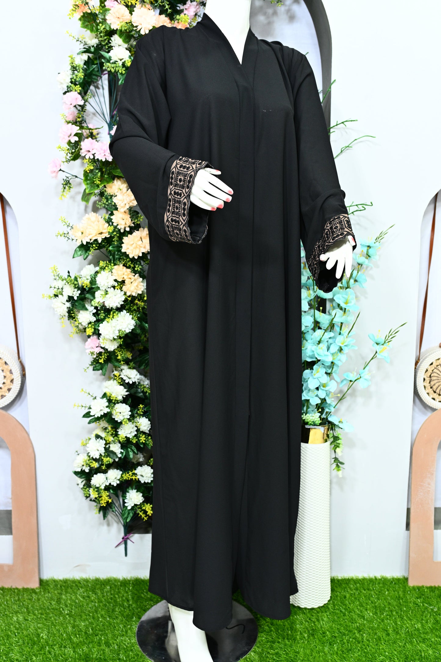 Raven Luxe Abaya