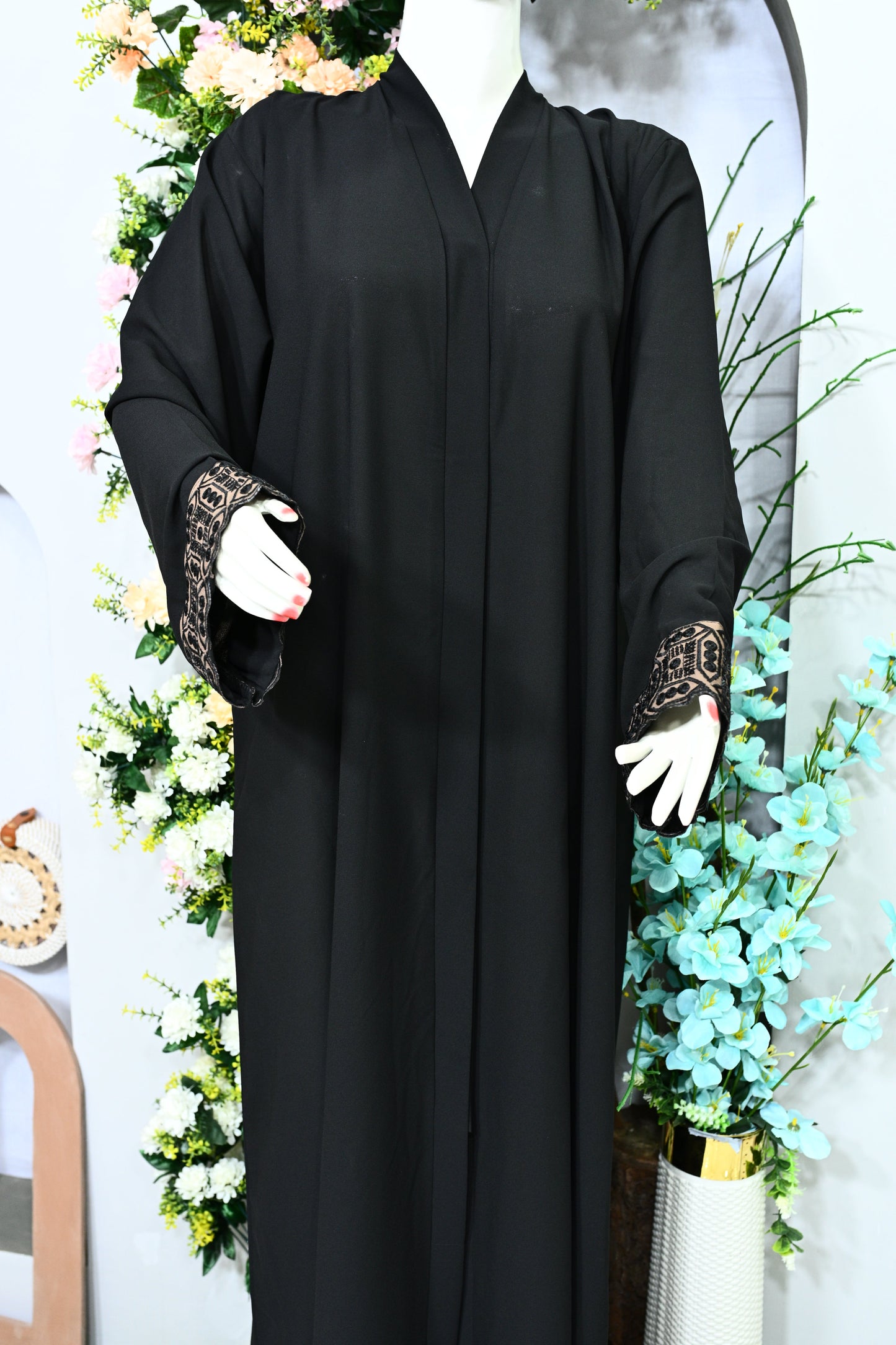 Raven Luxe Abaya