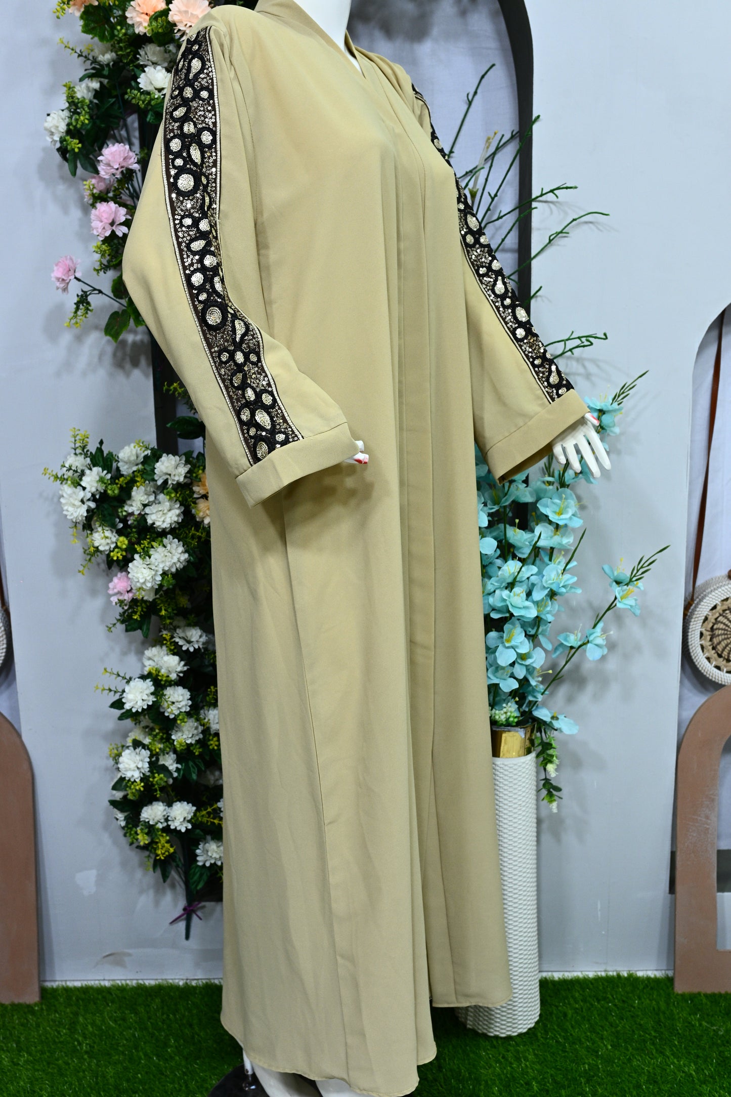 Haya Manjan Embellished Abaya