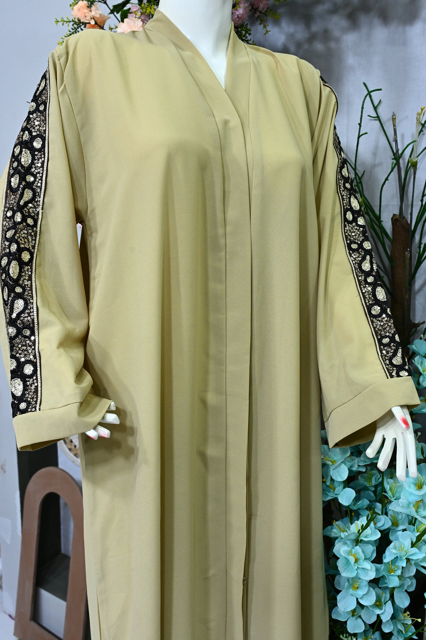 Haya Manjan Embellished Abaya