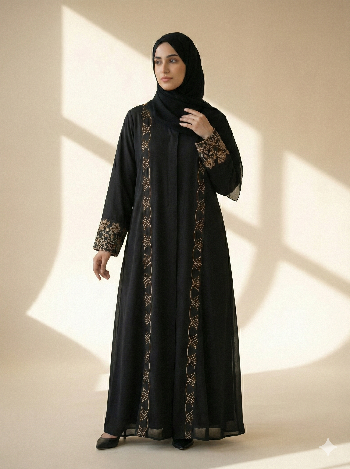 Noor-e-Zahab Abaya