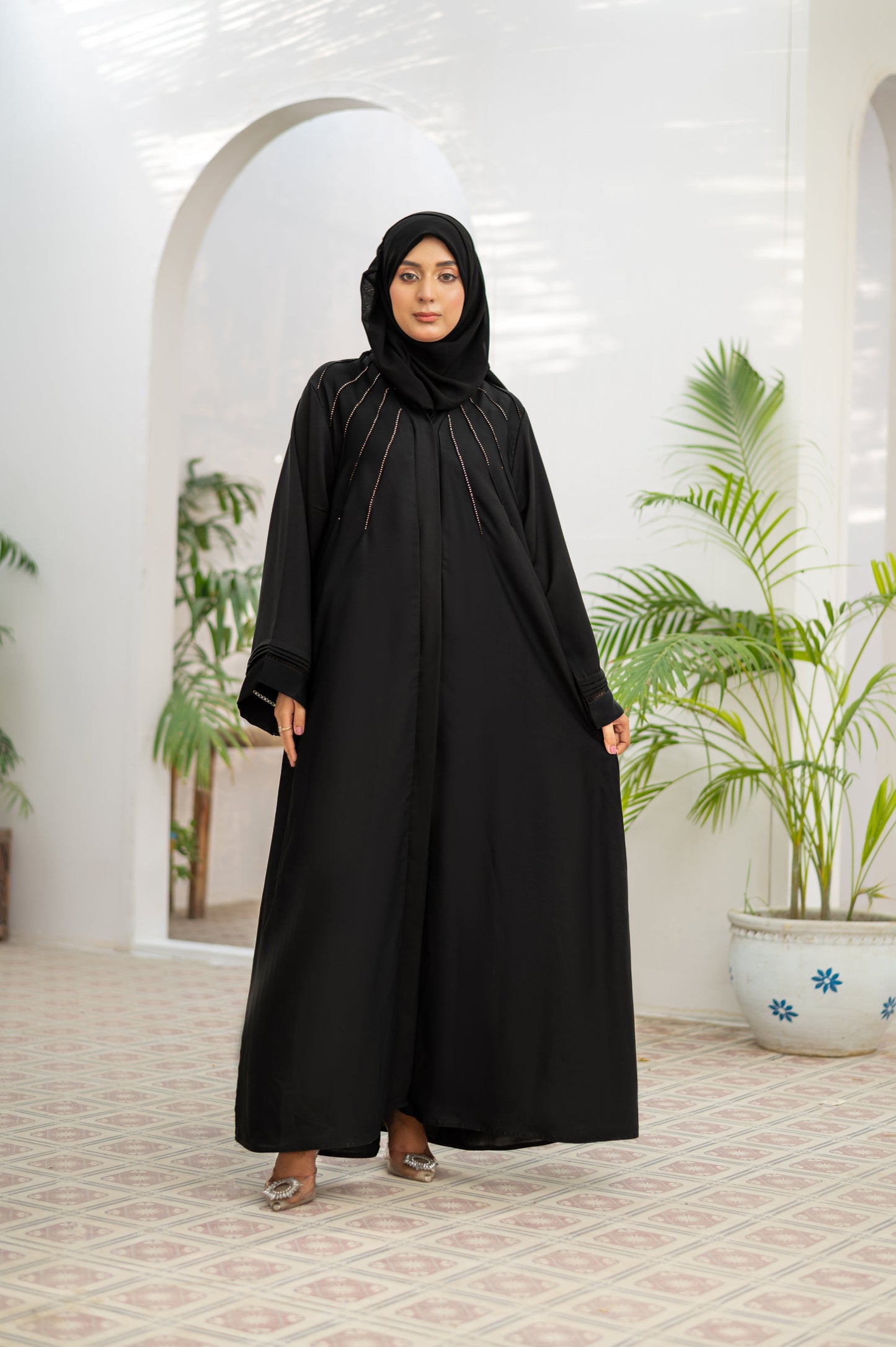 Black classic Cutwork Stone Abaya