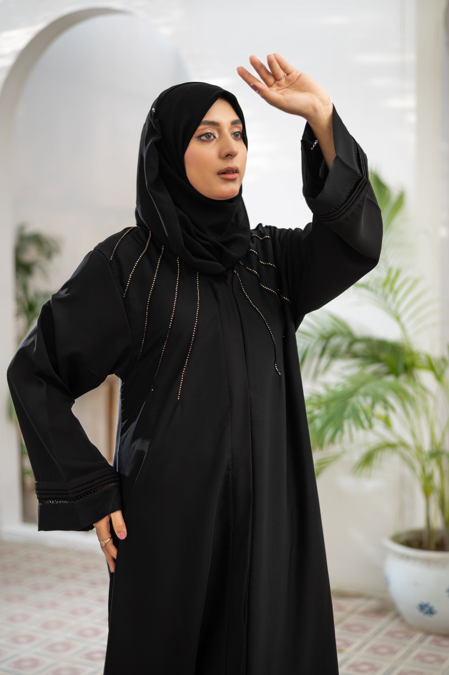 Black classic Cutwork Stone Abaya