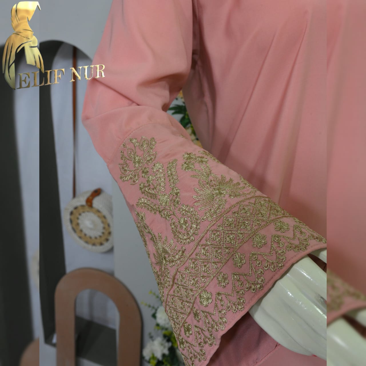 Wahida peach  Abaya